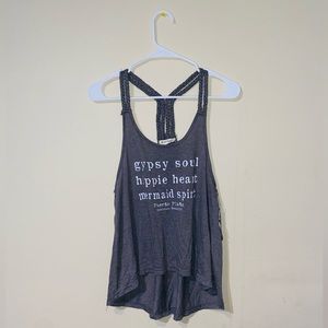 Gray‎ braided muscle tee
